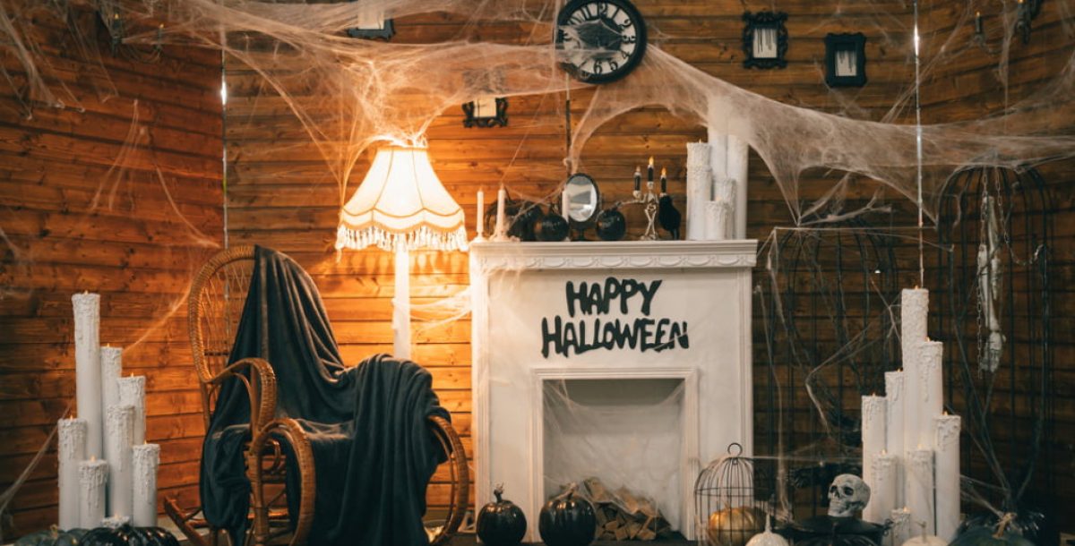 Fireplace Mantel Decoration Tips for Halloween Season